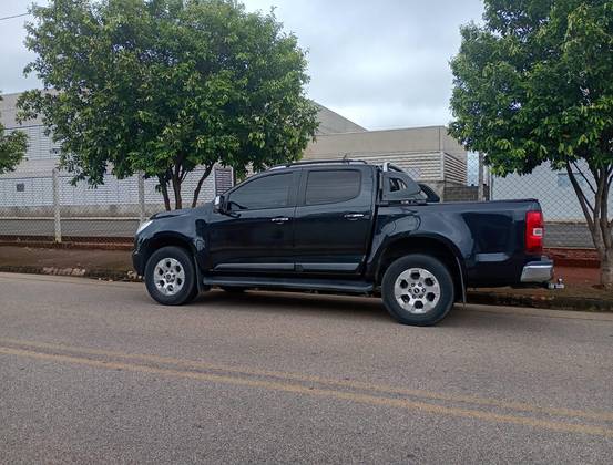 CHEVROLET S10 2.4 LTZ 4X2 CD 8V FLEX 4P MANUAL CHEVROLET S10 2.4 LTZ 4X2 CD 8V FLEX 4P MANUAL